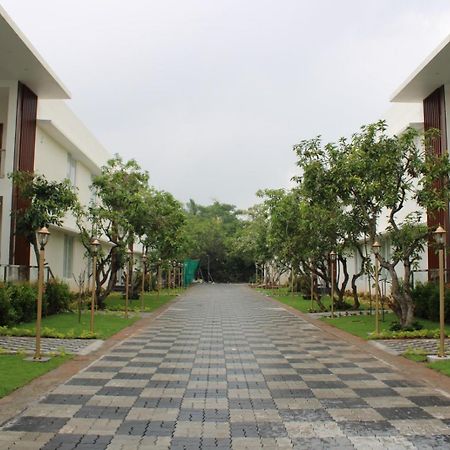 Esthell Village Resort Mahabalipuram Exterior foto